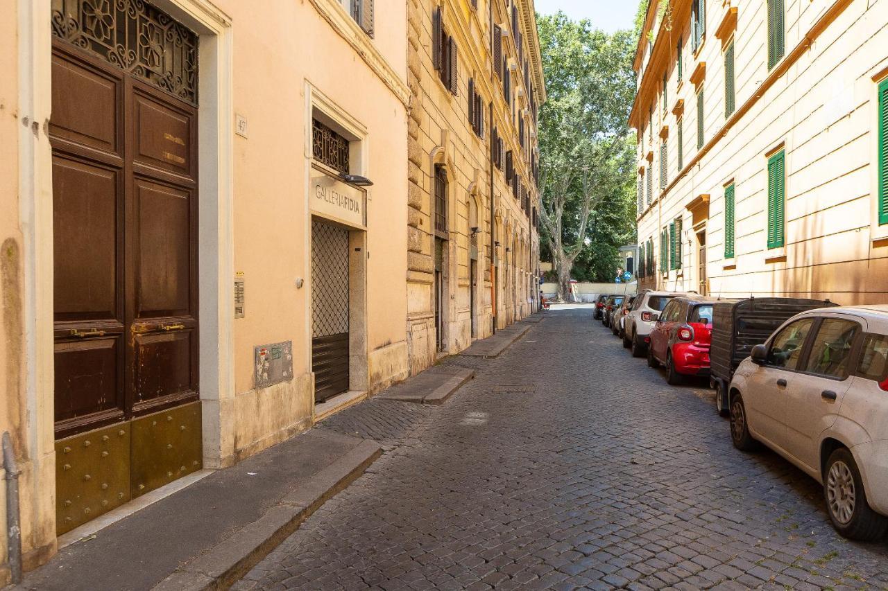 Lovely New Attic, Piazza Del Popolo! Рим Екстериор снимка